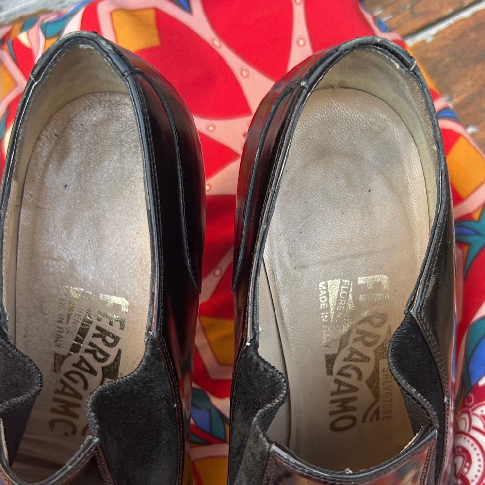 Salvatore Ferragamo Black Pointed Leather Slip-On Heels - Picture 2 of 4